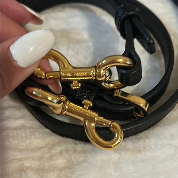 Marc Jacobs New York Black and White Crossbody Bag - Picture 4 of 12